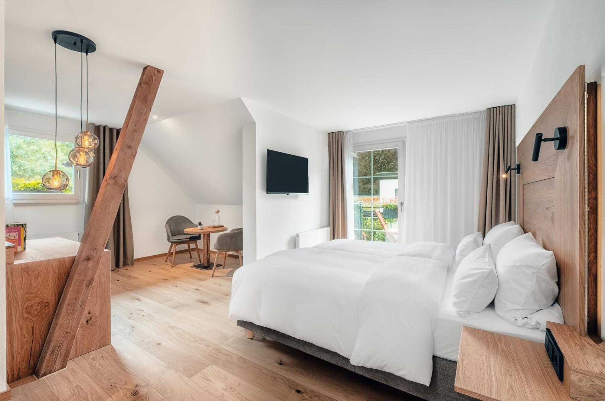 Doppelzimmer mit Balkon